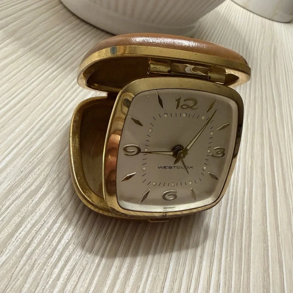 Westcox Genuine Tan Cowhide Travel‎ Alarm Clock Mid Century Wind Up Case Vintage